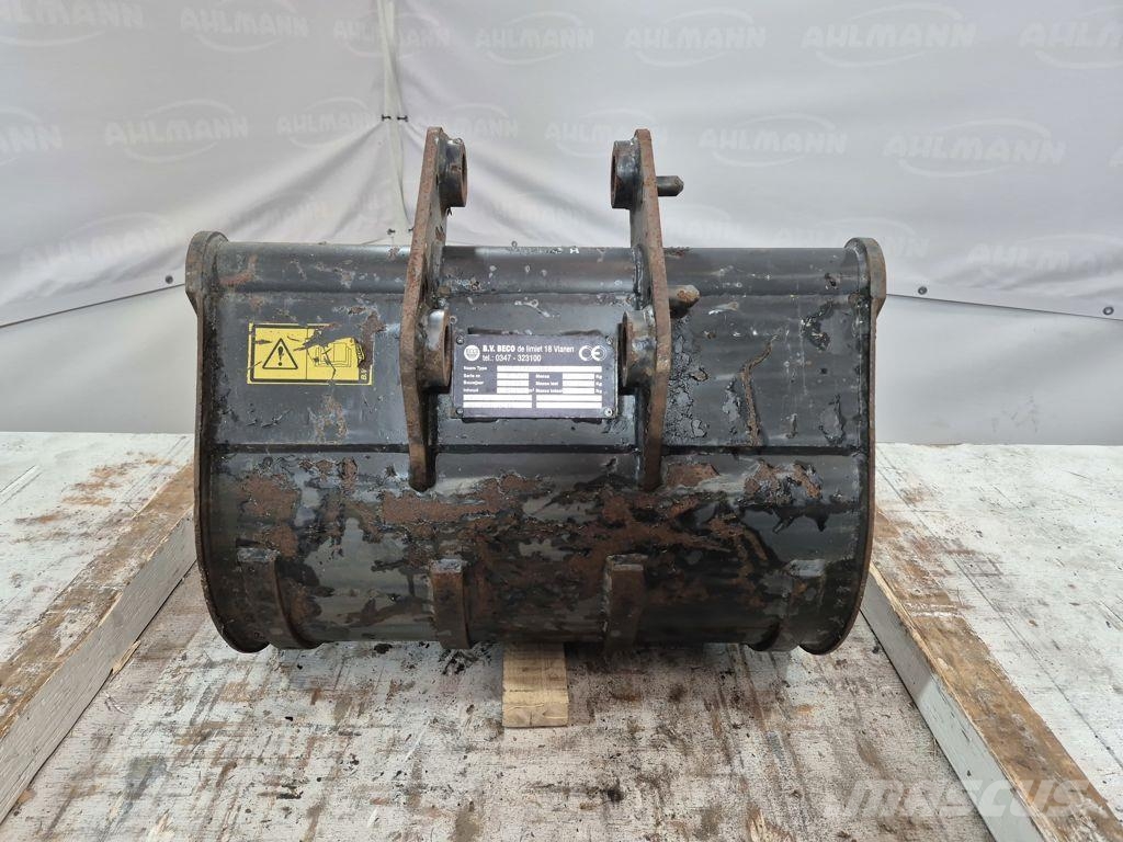 Ahlmann AZ 4/45 Dieplepelbak Graafarm Godet