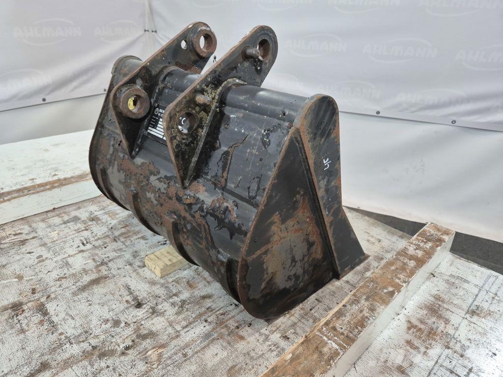 Ahlmann AZ 4/45 Dieplepelbak Graafarm Godet