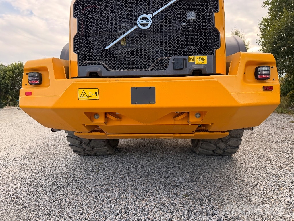 Volvo L 110 H 輪胎式裝載機