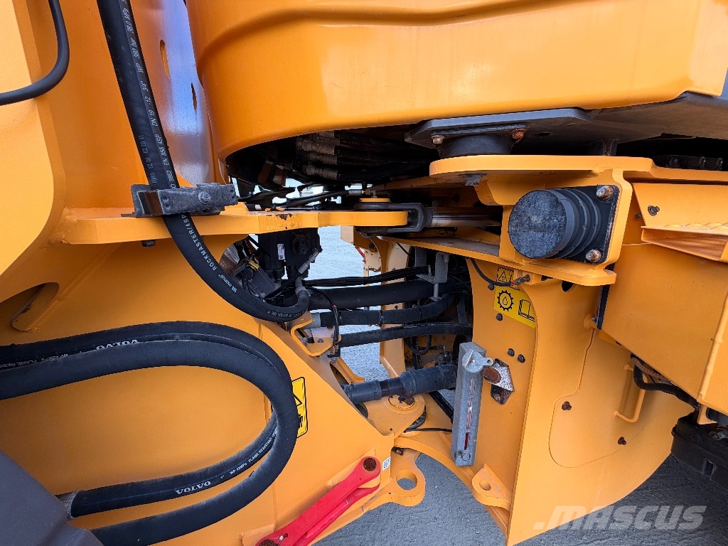 Volvo L 110 H 輪胎式裝載機