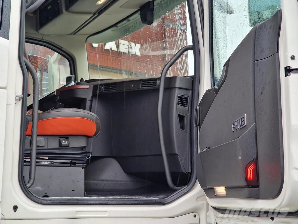 Volvo FH 16.650 - 6x4 - i shift - retarder - full air - Tractores (camiões)
