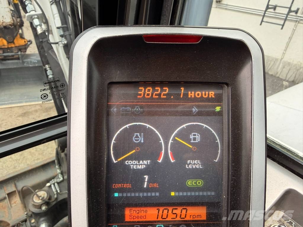 Bobcat E 85 Engcon pihdeillä Midikaivukoneet 7t - 12t