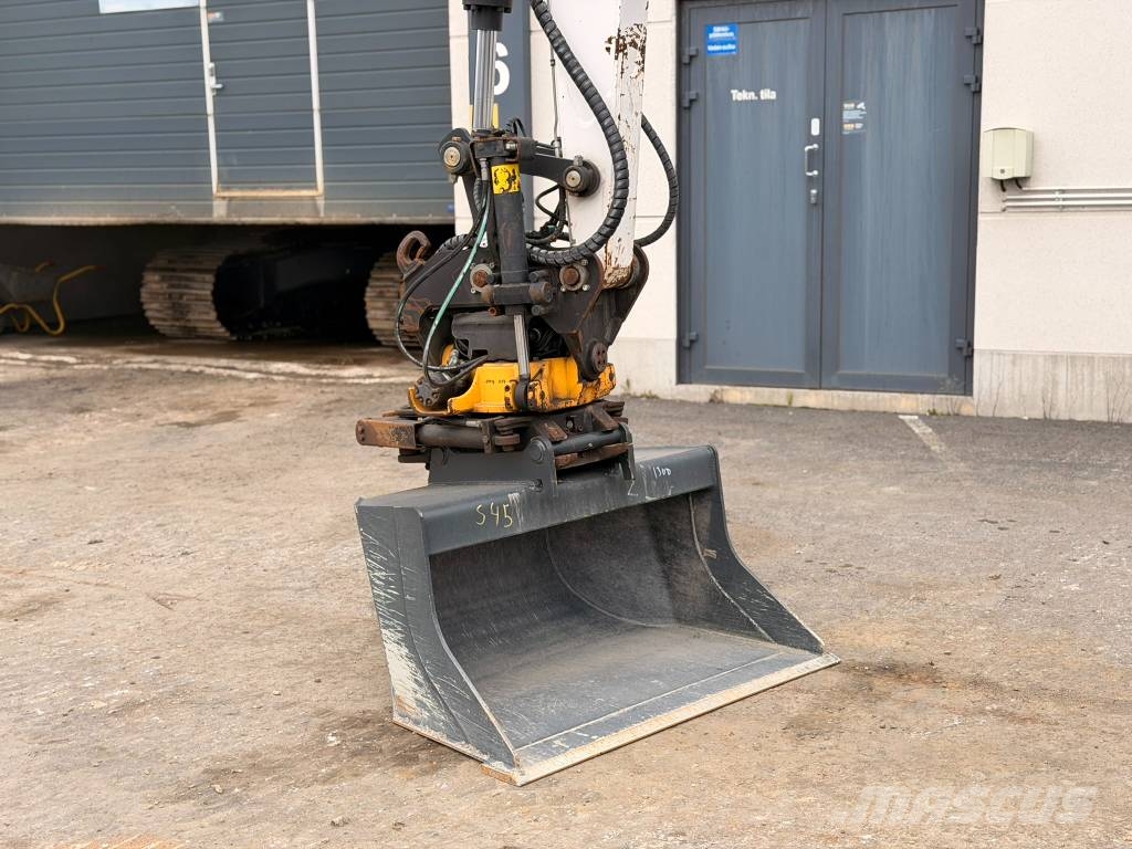 Bobcat E 85 Engcon pihdeillä Midikaivukoneet 7t - 12t