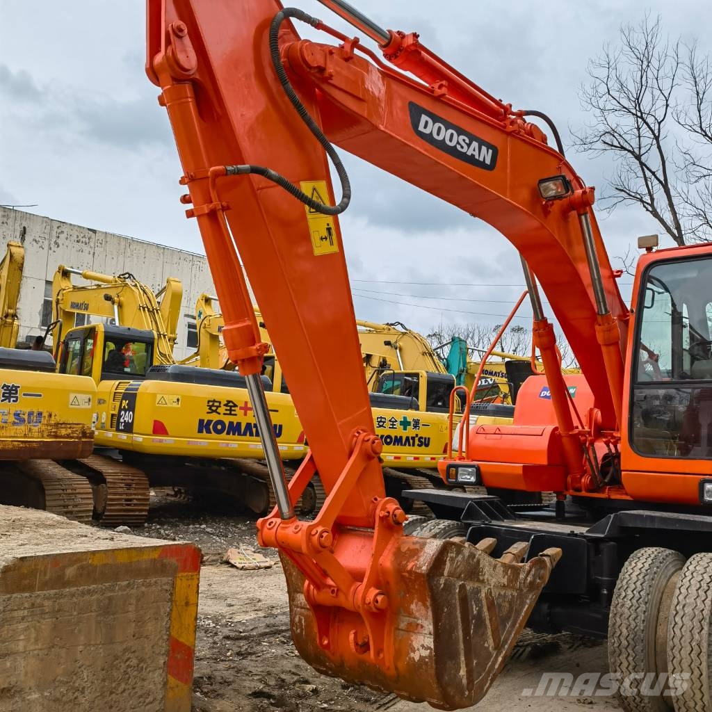 Doosan DH150W-7 Wielgraafmachines