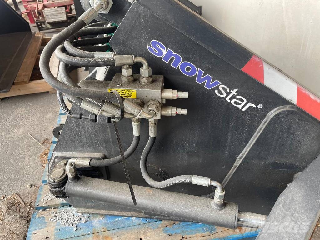 Snowstar Siipilumikauha SP140 ماكينات الطرق والجليد الأخرى