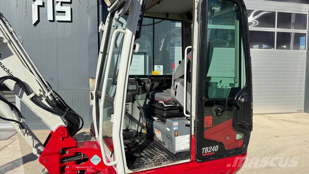 Takeuchi TB240 - POWERTILT - 4X BUCKETS - 2016 YEAR Mini excavators < 7t (Mini diggers)