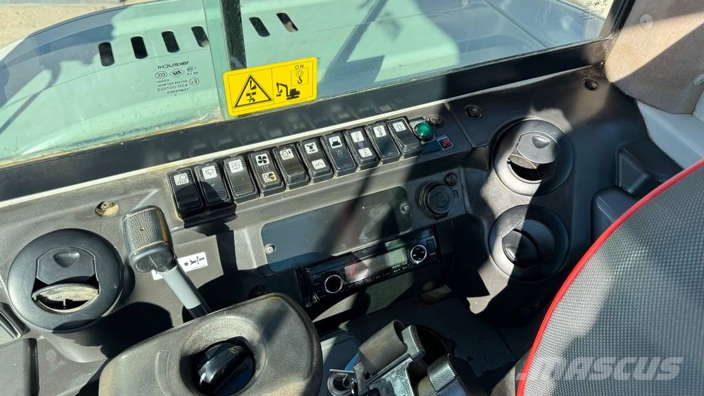 Takeuchi TB240 - POWERTILT - 4X BUCKETS - 2016 YEAR Mini excavators < 7t (Mini diggers)