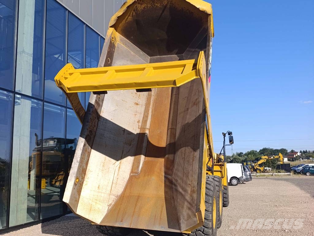 CAT 730 C2 Knik dumptrucks