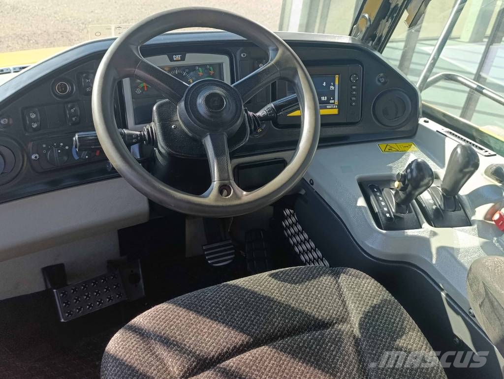 CAT 730 C2 Knik dumptrucks
