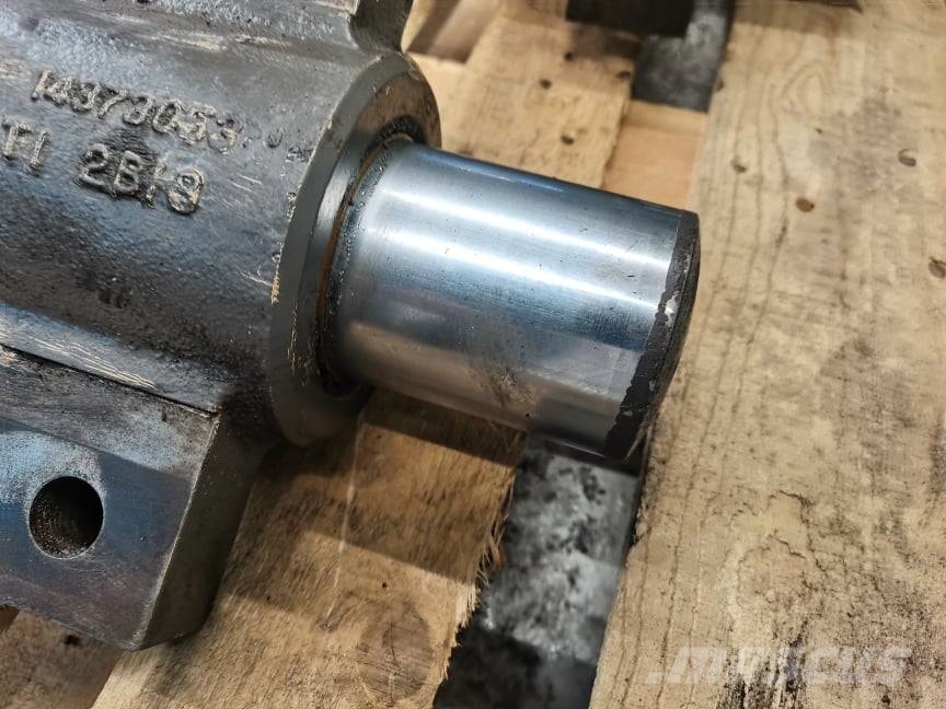 Volvo EW 160B Axle stabilization cylinder Hidraulika