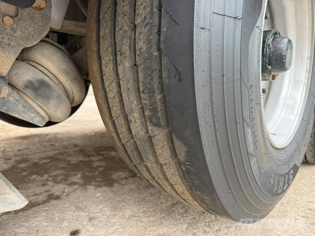 Lecinena S3NA نصف مقطورات قلابة