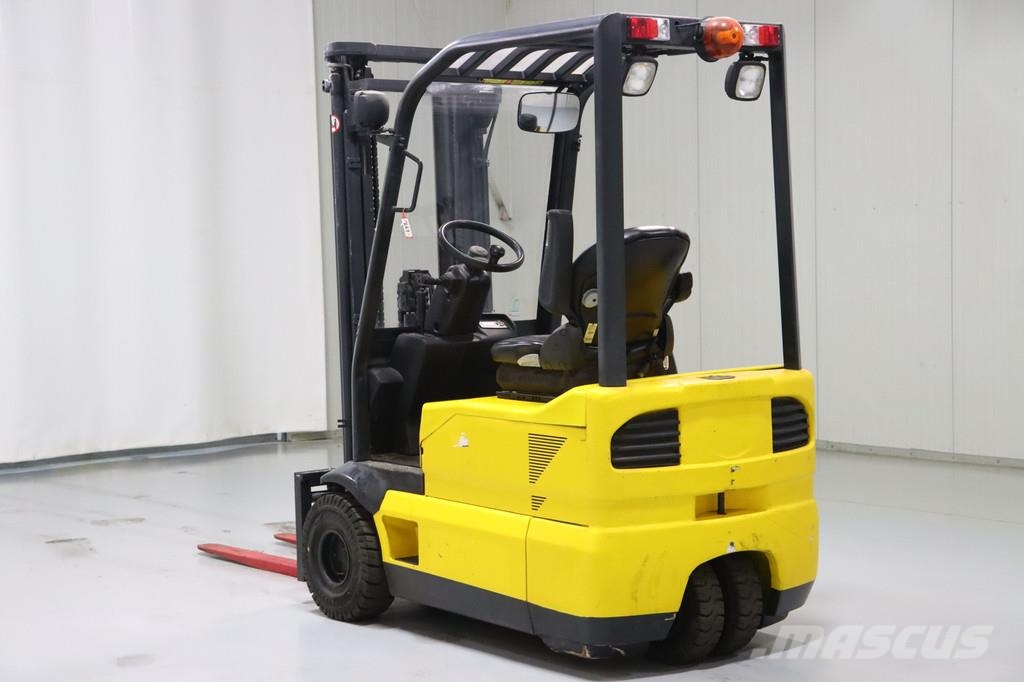 Komatsu FB15M2R Електрически вилични кари-повдигачи