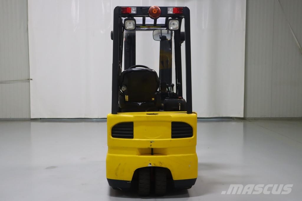 Komatsu FB15M2R Електрически вилични кари-повдигачи