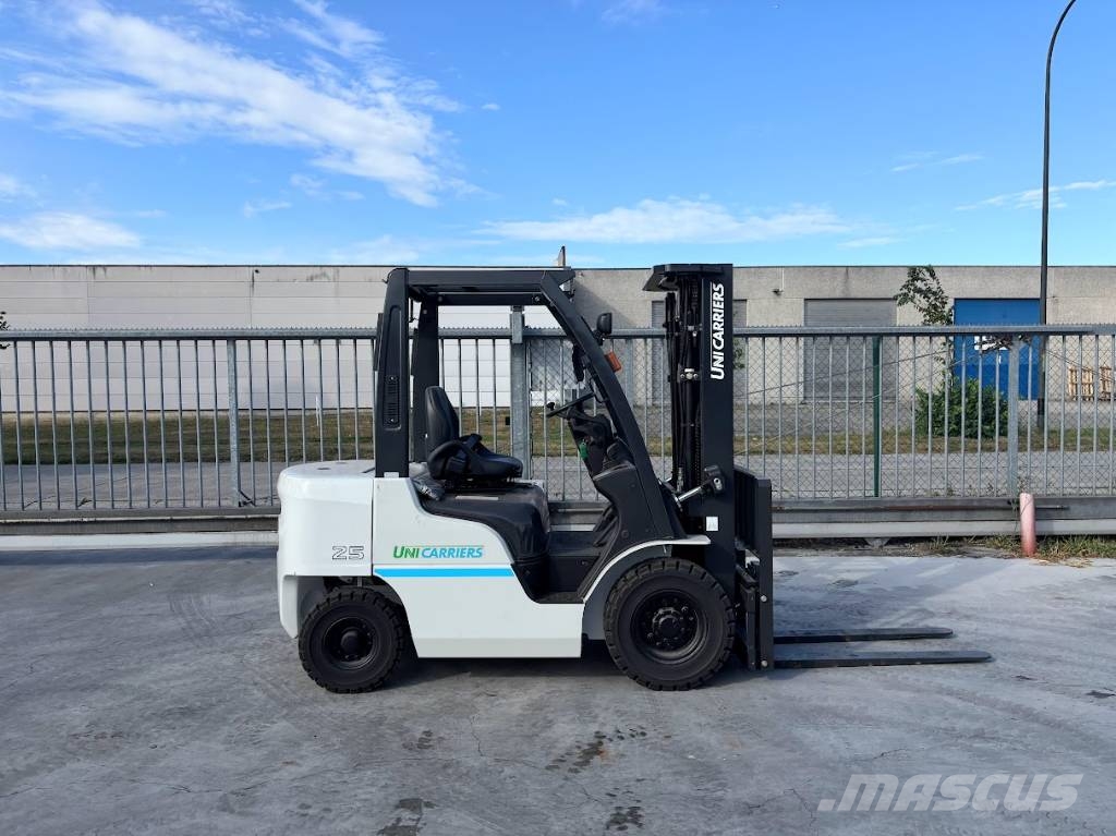 Nissan Y1F2A25U Dieseltrukit
