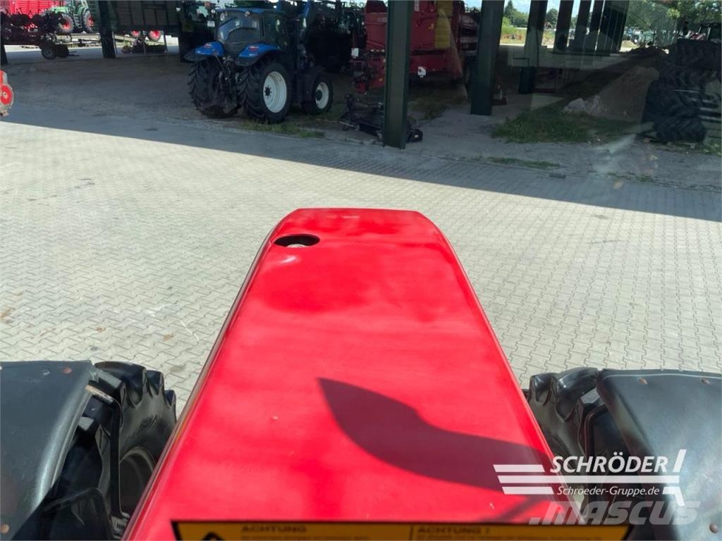 Massey Ferguson 8120 Tractors