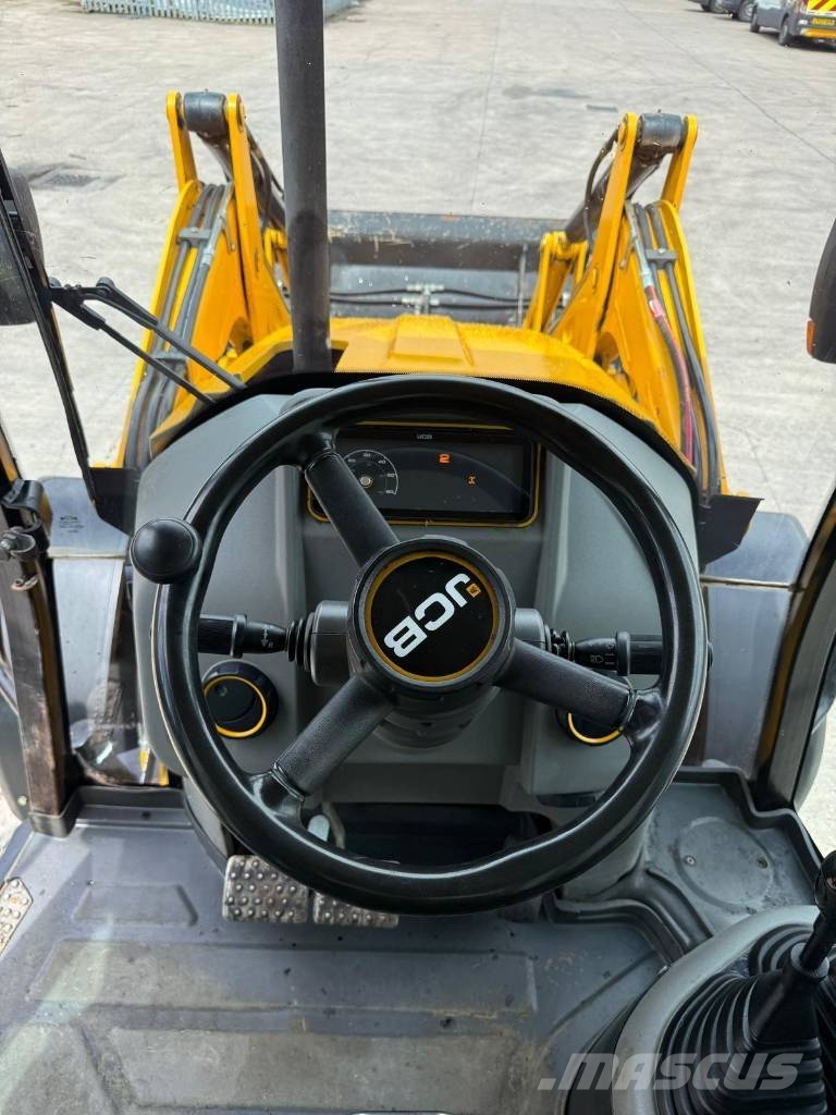 JCB 3 CX 反鏟裝載機