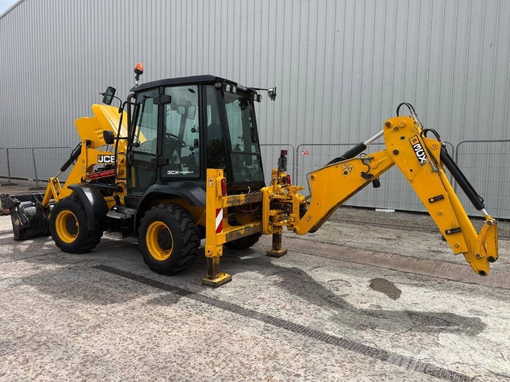 JCB 3 CX 反鏟裝載機