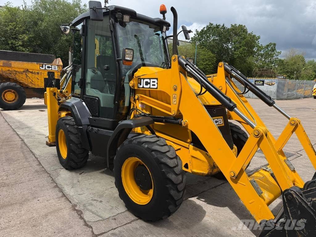 JCB 3 CX 反鏟裝載機
