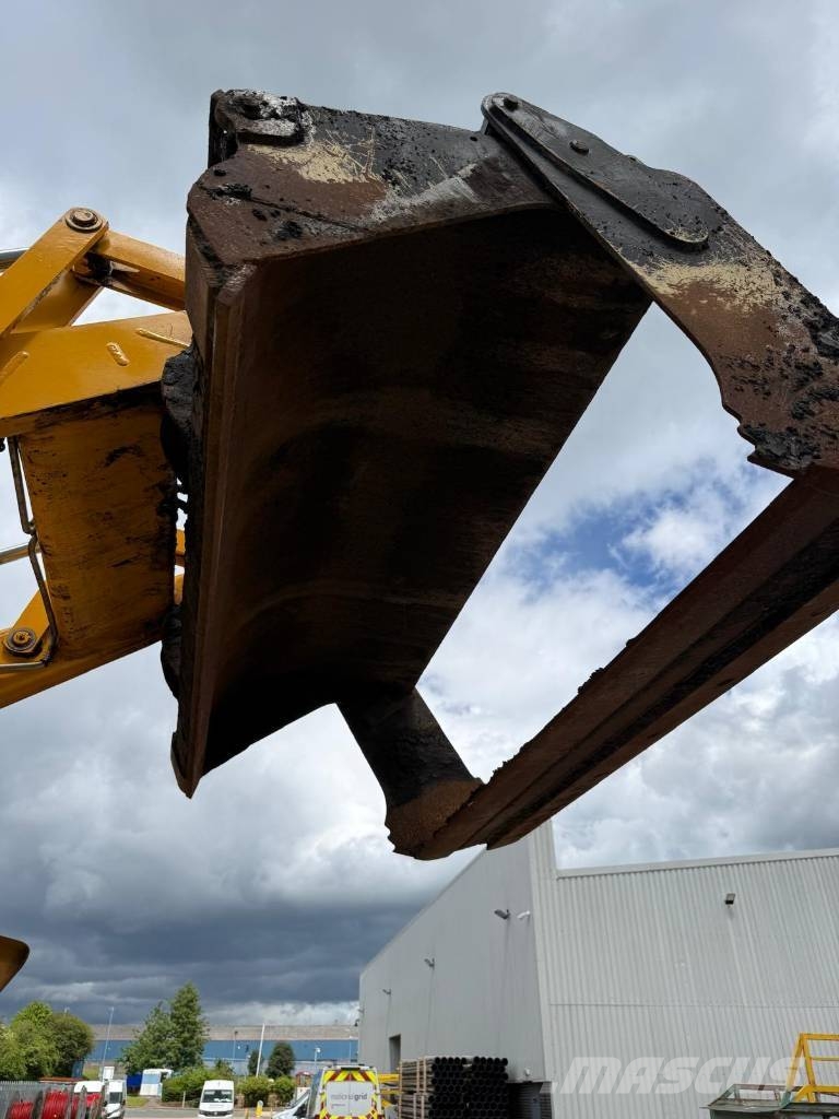 JCB 3 CX 反鏟裝載機