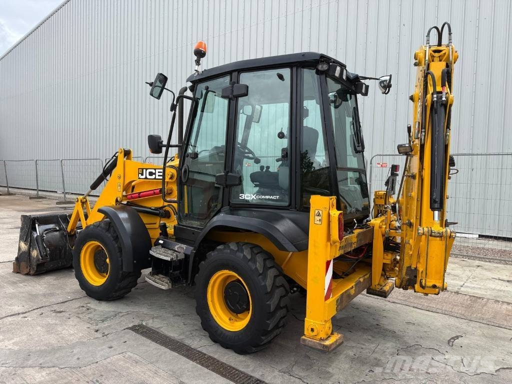 JCB 3 CX 反鏟裝載機