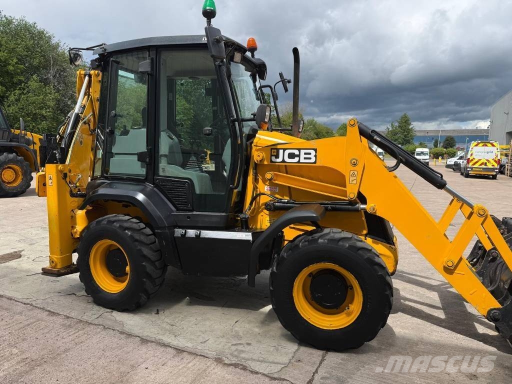 JCB 3 CX 反鏟裝載機