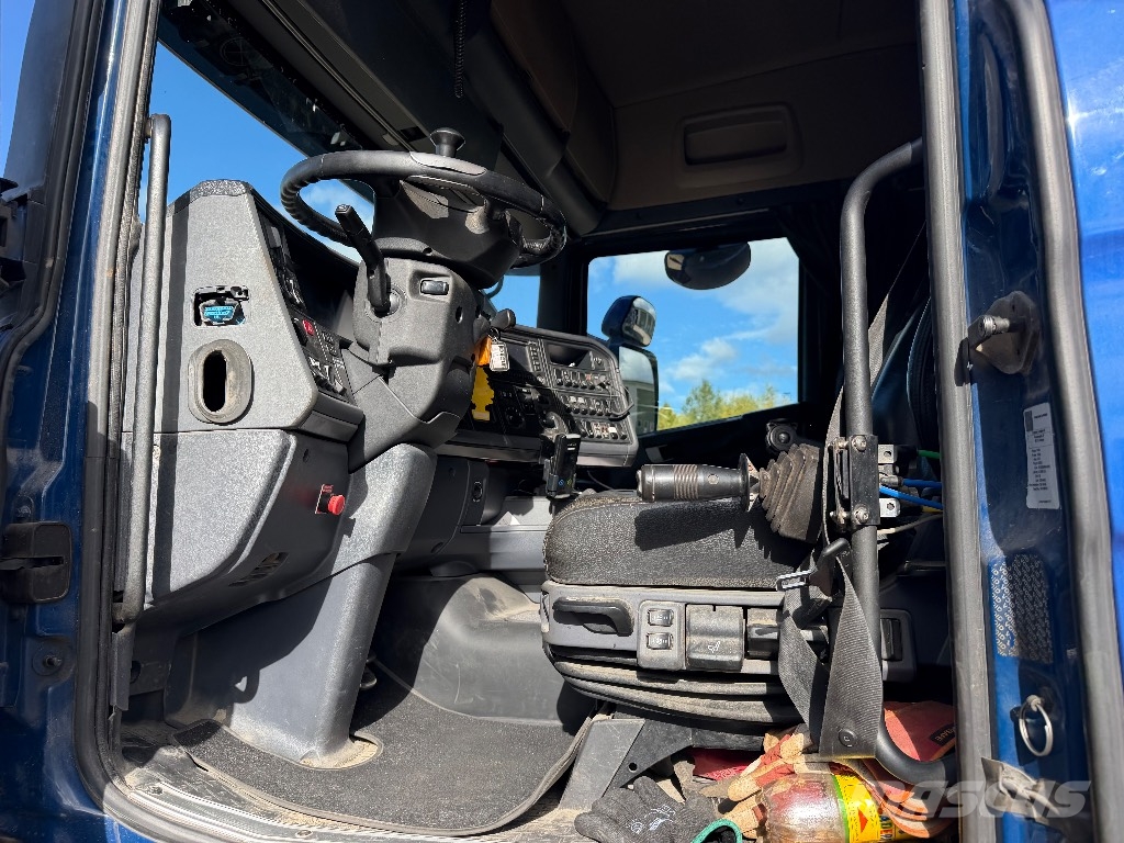 Scania R 580 Camion cu carlig de ridicare