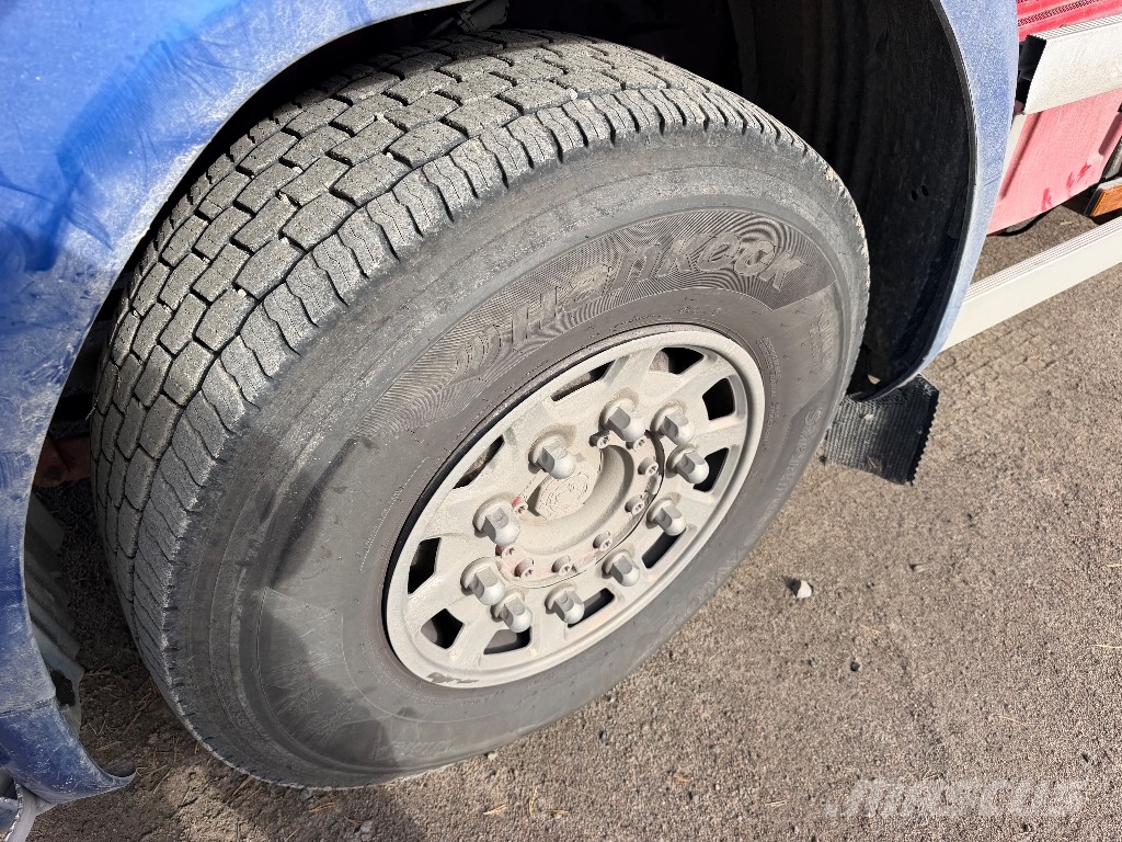 Scania R 580 Camion cu carlig de ridicare