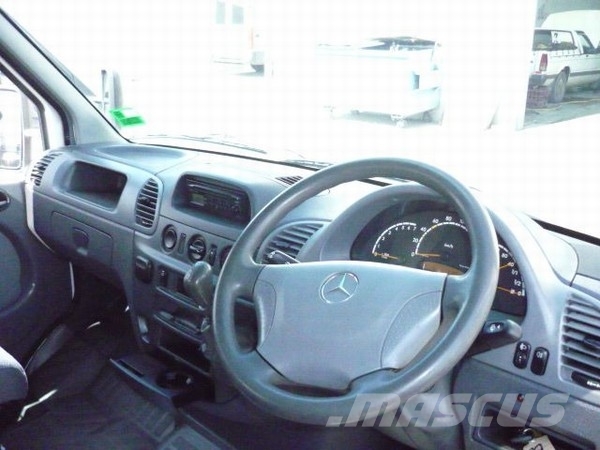 Mercedes-Benz Sprinter 313CDI SWB 廂式貨物運輸車