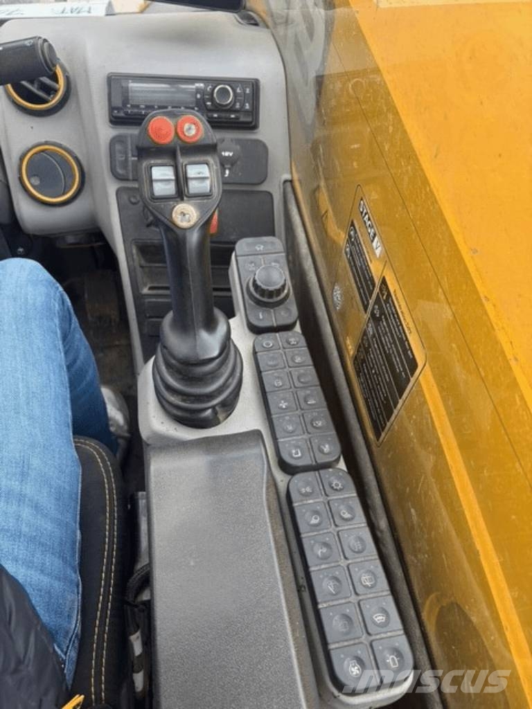 JCB 538-70 Tarimsal teleskopik yükleyiciler