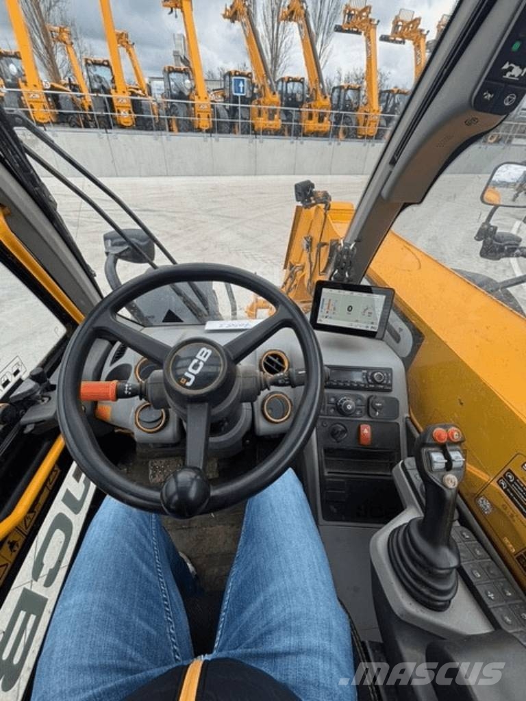 JCB 538-70 Tarimsal teleskopik yükleyiciler