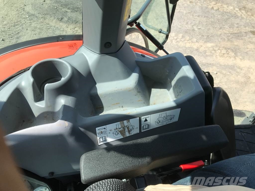 Kubota M 5111 Tractors