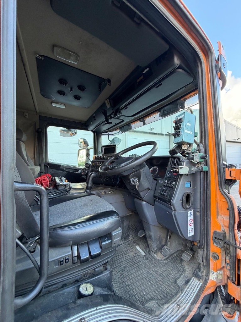Scania 340 Veegwagens
