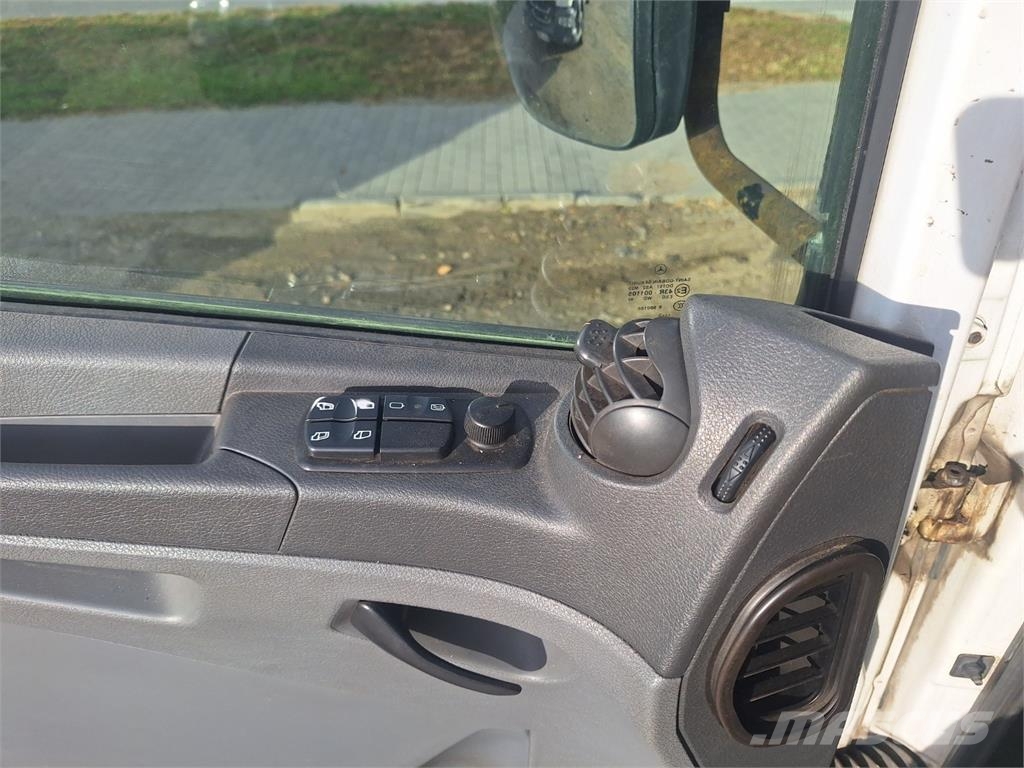 Mercedes-Benz ATEGO 1329 LS وحدات الجر