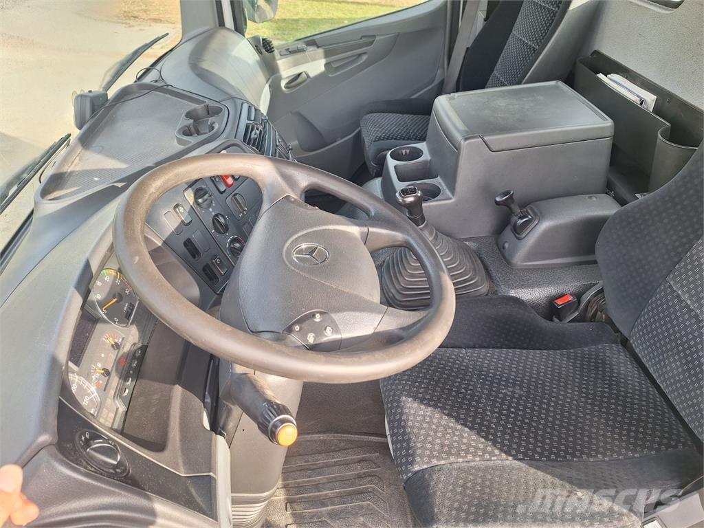 Mercedes-Benz ATEGO 1329 LS وحدات الجر