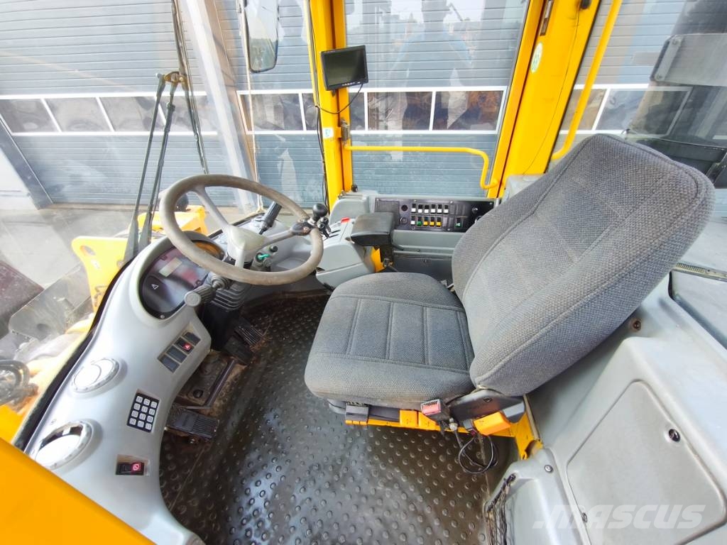 Volvo L 120 E Iekrāvēji uz riteņiem