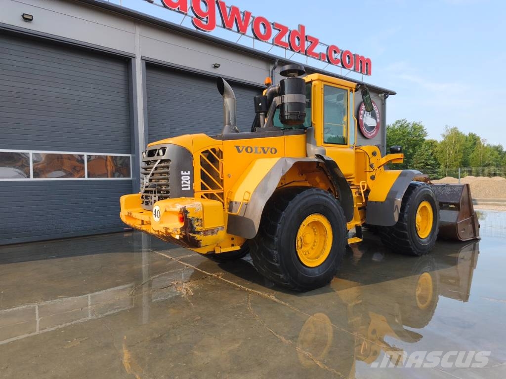 Volvo L 120 E Iekrāvēji uz riteņiem