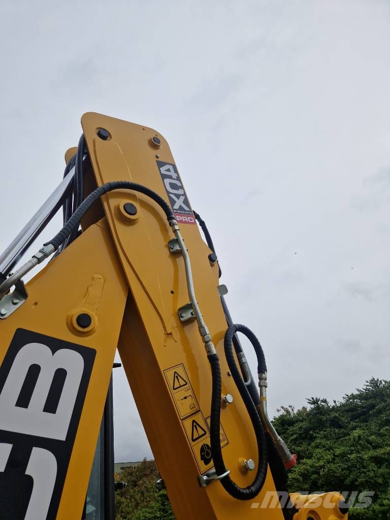 JCB 4 CX Kazıcı yükleyiciler - beko loder