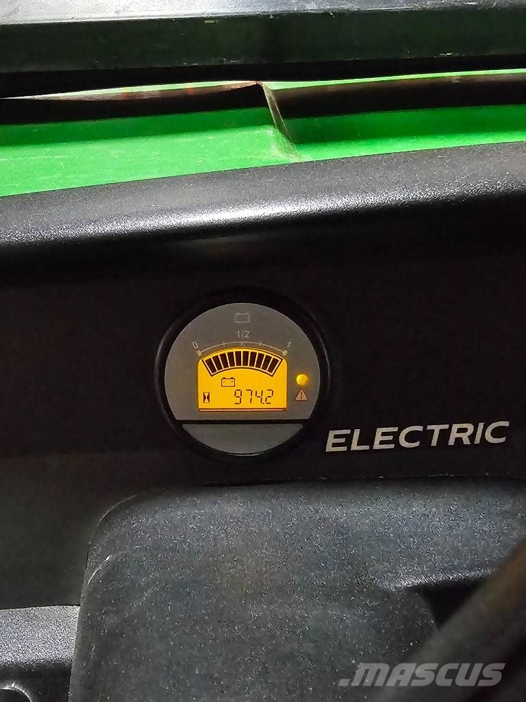 John Deere TE 4x2 Electric معدات النقل - غير ذلك