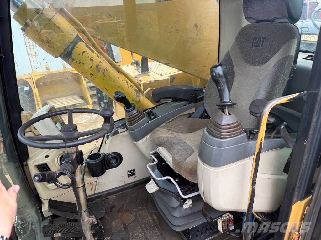CAT M 325 C MH Waste / industry handlers