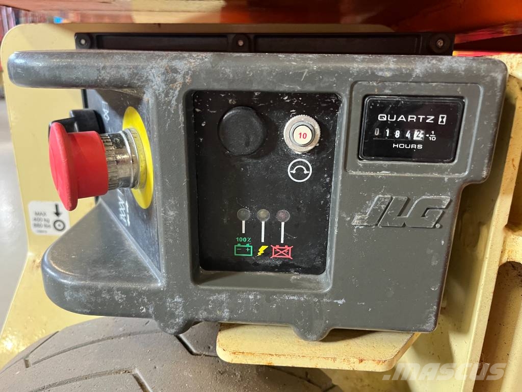 JLG 1230 ES Vertikalne radne podizne platforme