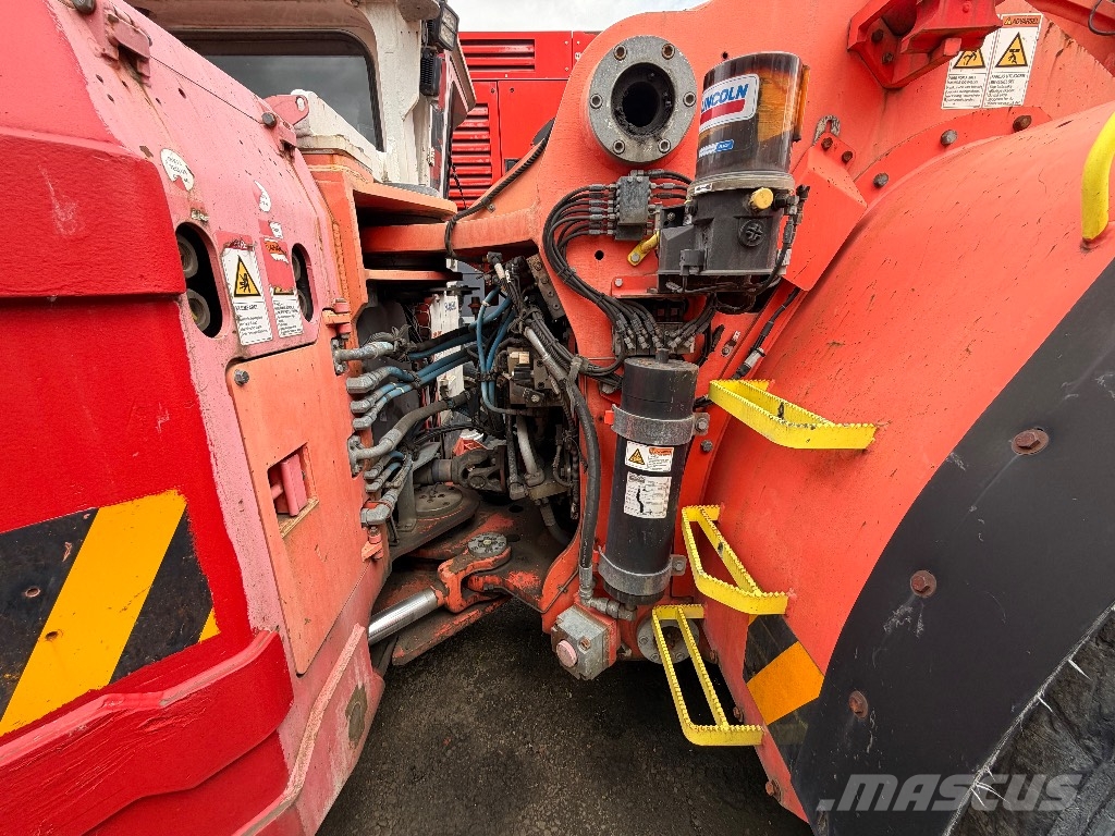 Sandvik LH 514 Caricatrici per miniera sotterranea