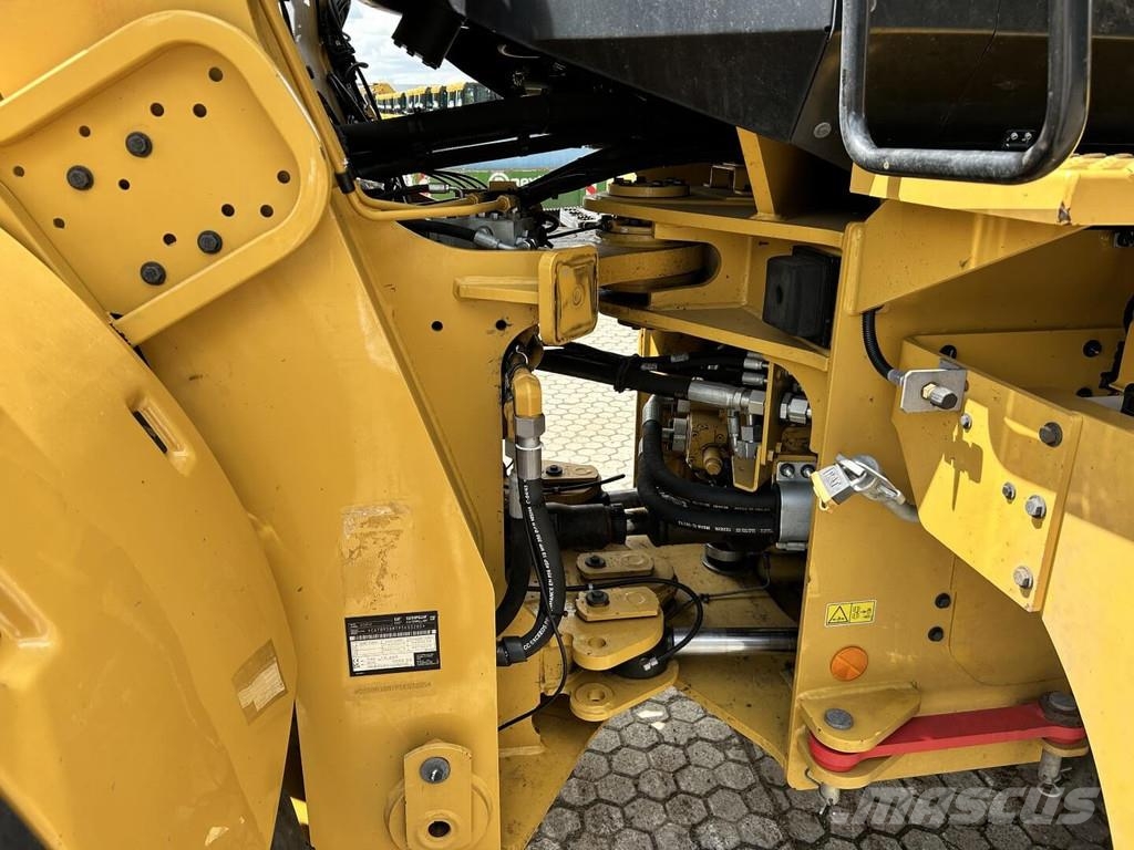 CAT 938M Cargadoras sobre ruedas