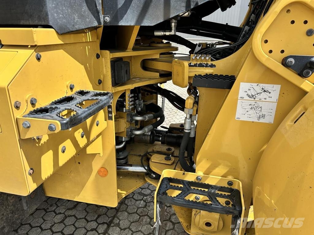 CAT 938M Cargadoras sobre ruedas