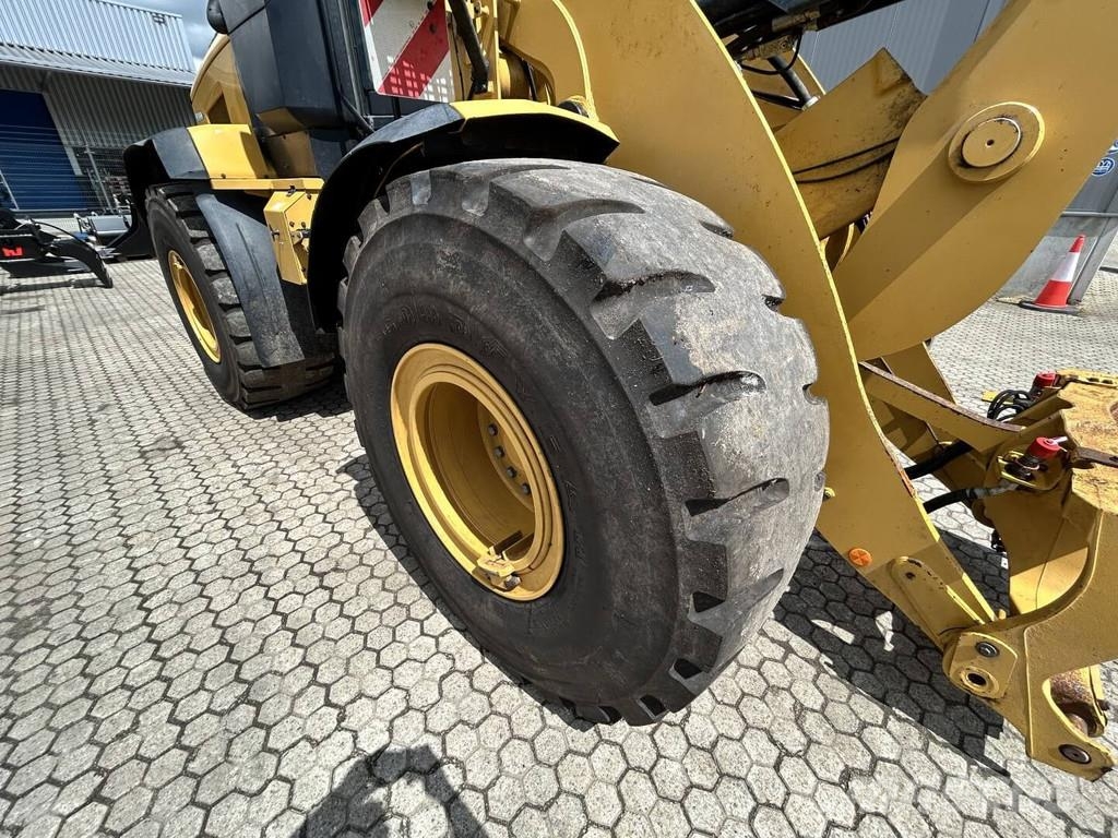 CAT 938M Cargadoras sobre ruedas