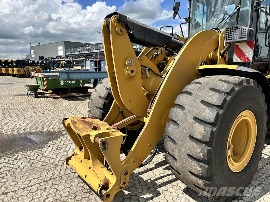 CAT 938M Cargadoras sobre ruedas