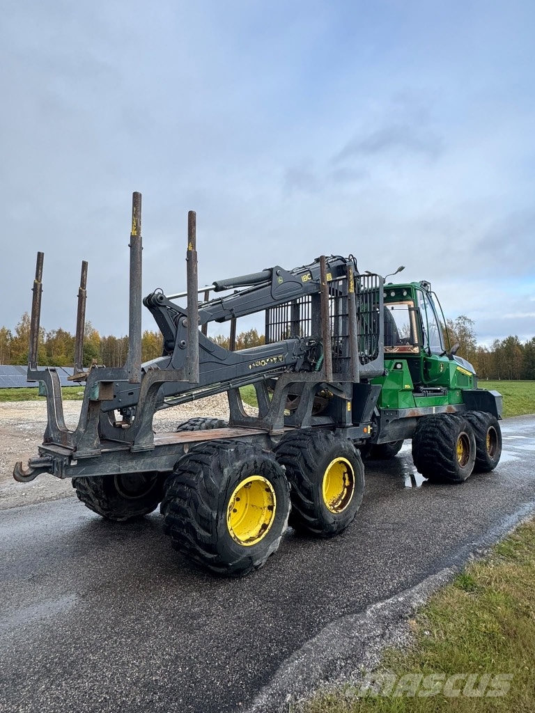 John Deere 910 G شاحنات