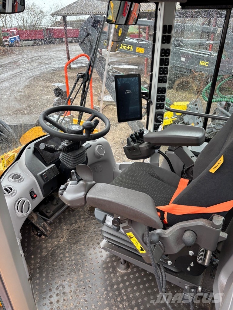 Volvo L180k 휠로우더