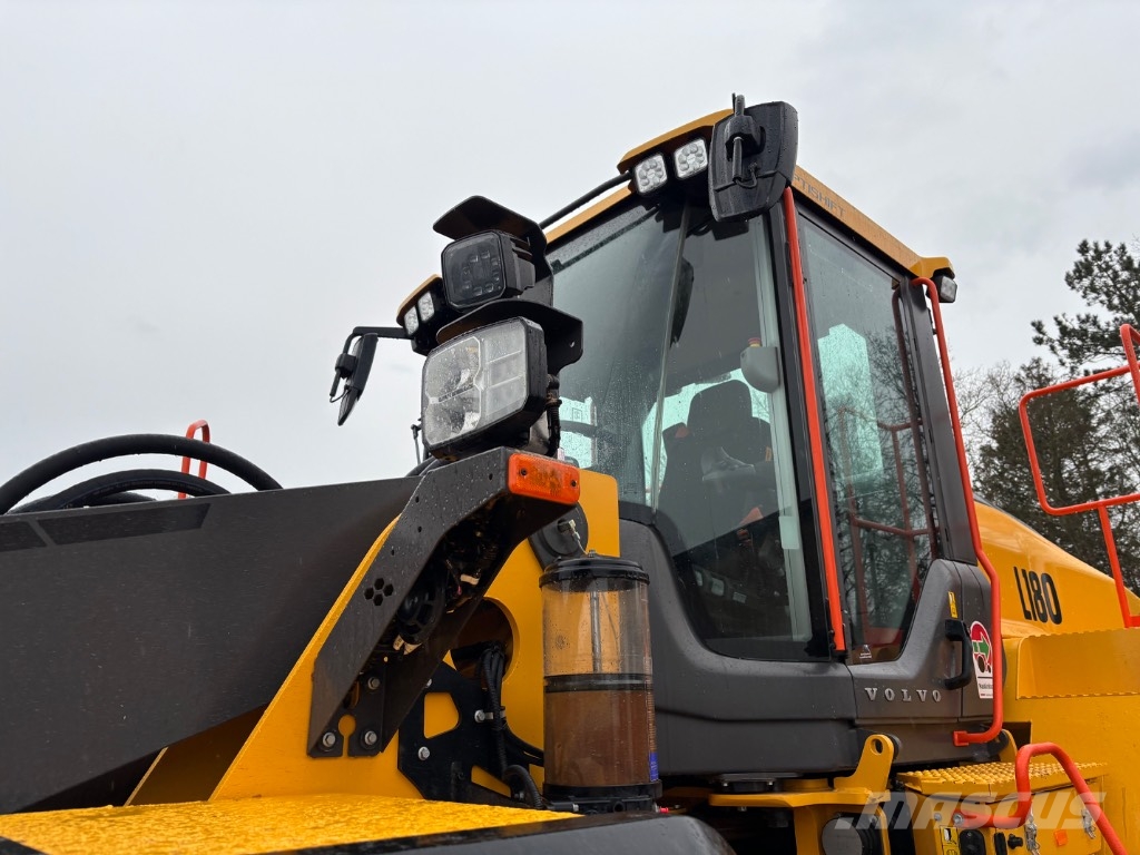 Volvo L180k 휠로우더