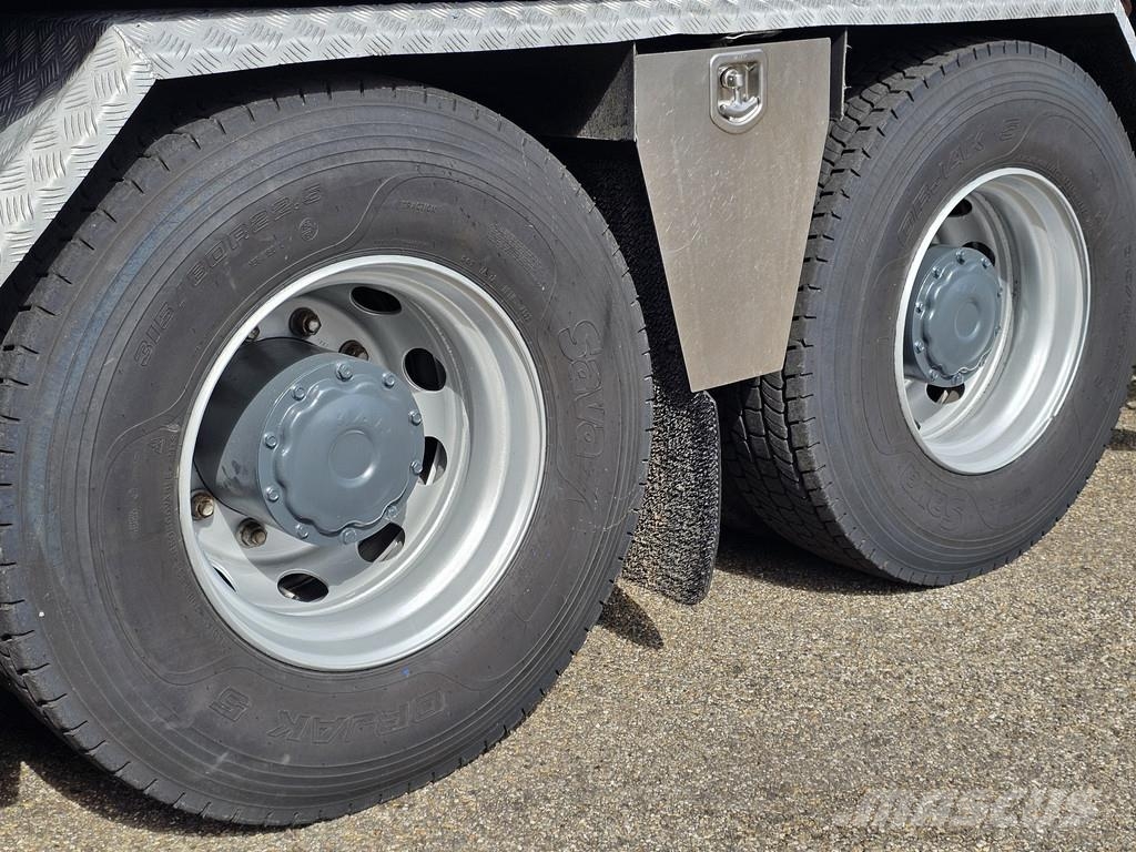 MAN TGS 41.480 8x4 BB / PM 100 tm + JIB + WINCH Trekkers