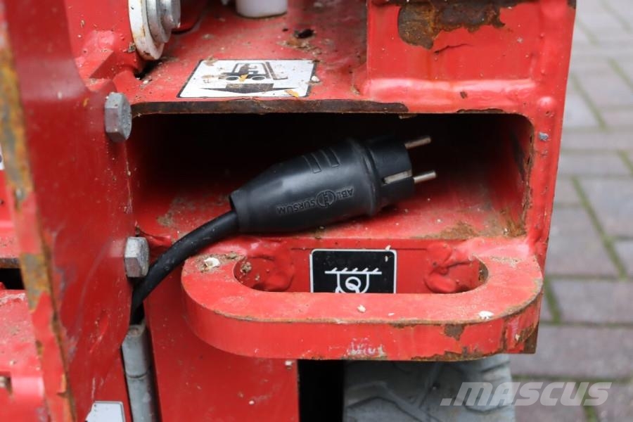 Snorkel SJ3219E Electric, 7,8m Working Height, 250kg Capac Makasli platformlar